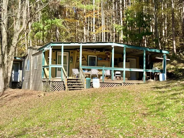 1576 Catlin Hollow Rd, Wellsboro, PA 16901