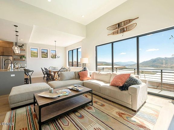 2nd image of 878 E Miner Way #27
