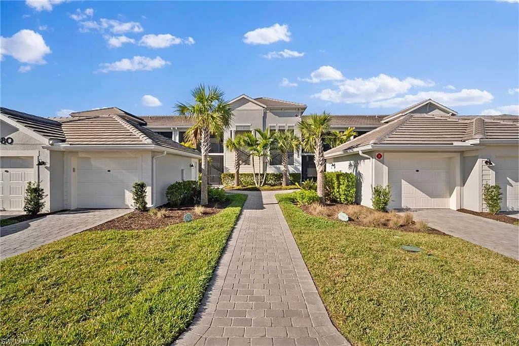 2 bed, 2.0 bath, 1366 sqft, $6,500 — Photo 3