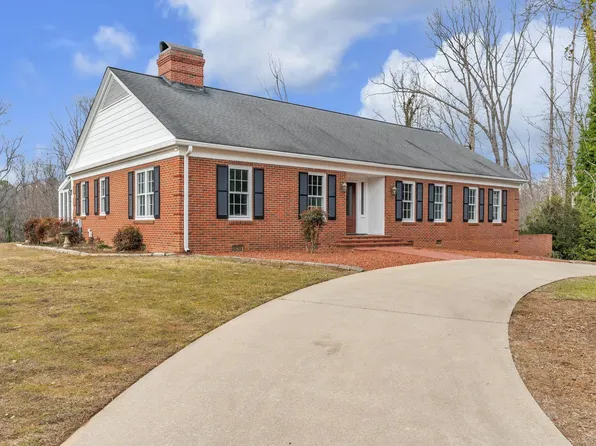 210 Lakewood Dr, Spartanburg, SC 29302