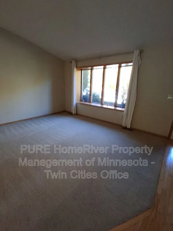 3 bed, 3.0 bath, 2143 sqft, $2,450 — Photo 4