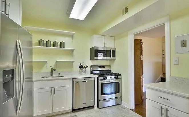 2503 Baltimore Rd APT 1 photo 1
