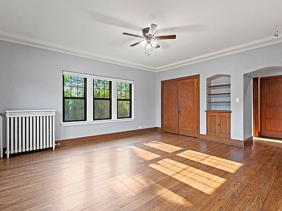 2nd image of 1425 North Ave #200