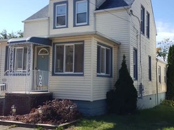 12-68 3rd St #1X, Fair Lawn, NJ 07410
