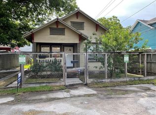 2616 Cornell St, Houston, TX 77009