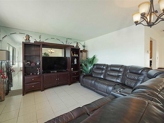 4th image of 8323 NW 25th Ct