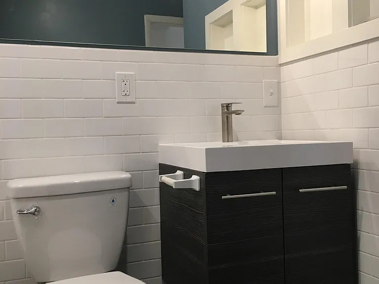 Modern & Spacious Restroom