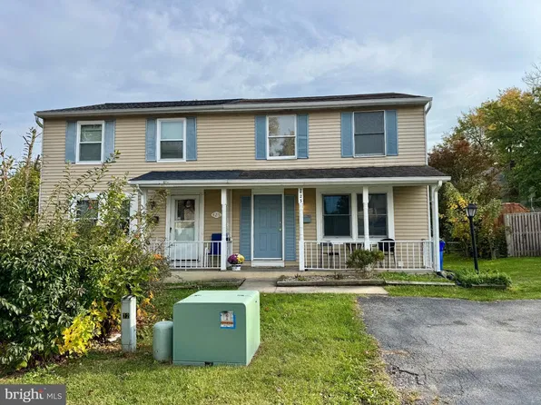 423 Heather Ridge Dr, Frederick, MD 21702