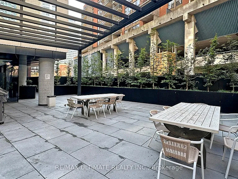 2A Church St #1704 — Photo 23