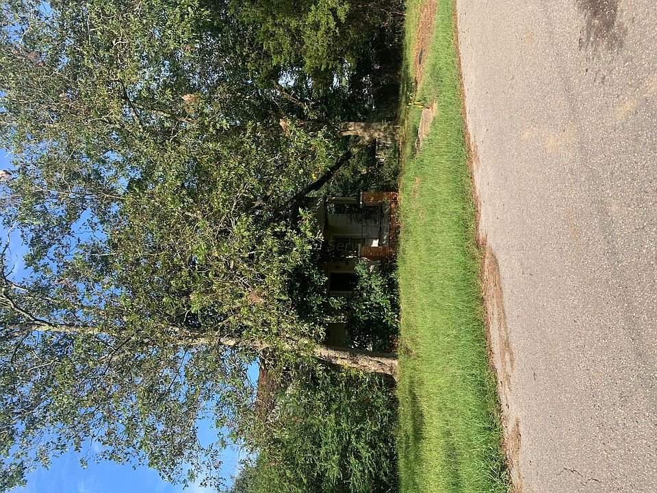 2nd image of 7th Ave