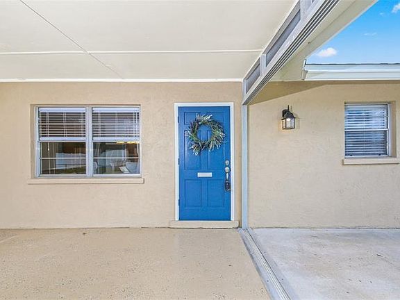 4th image of 4216 3rd Ave W