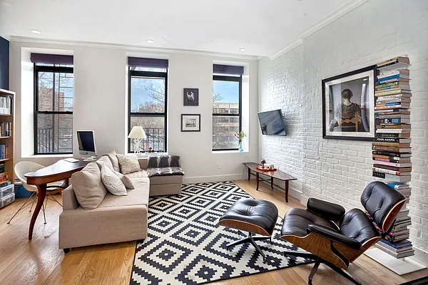 Sold by Compass | media 9