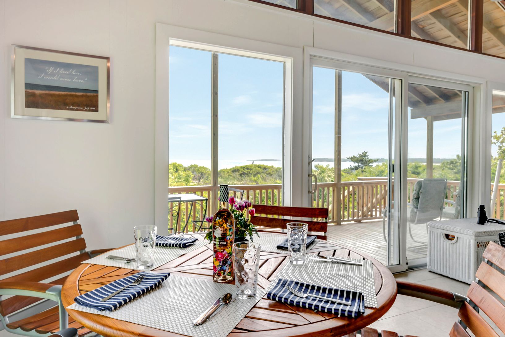  dining with waterviews  