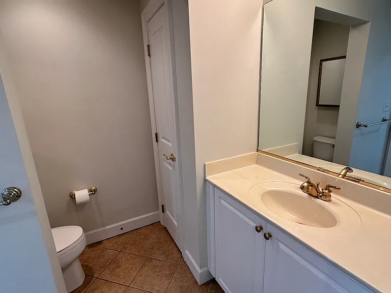 955 Bolling Ave #103 — Photo 13