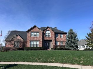 11368 Royal Cir, Carmel, IN