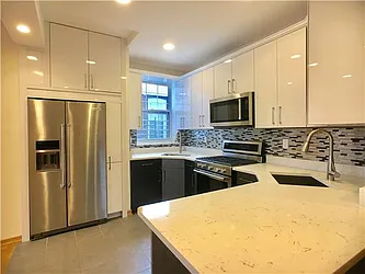 Rented by Avenue Sotheby's International Realty