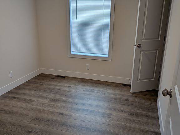 3rd image of 25335 Balfour B335 Wood