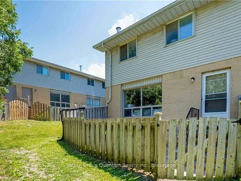35 Waterman Ave #62 — Photo 16