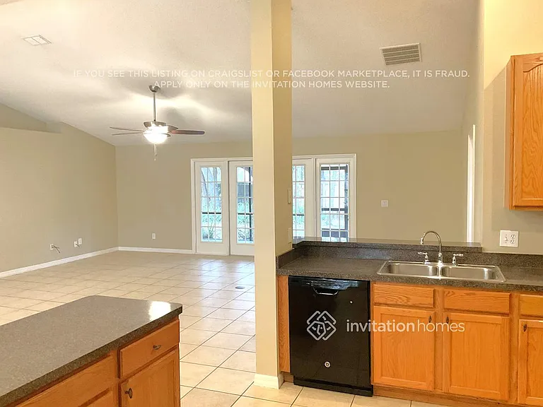 1461 Maple Leaf Ln — Photo 5