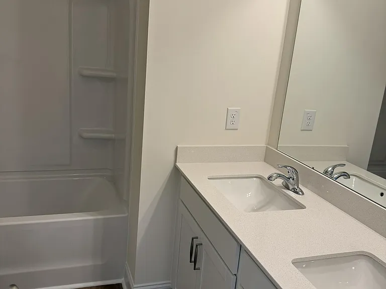825 Kensley Grove Ln — Photo 20