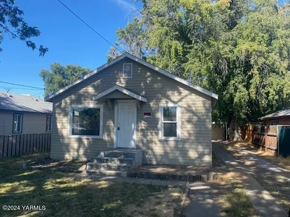 1307 W Viola Ave, Yakima, WA 98902