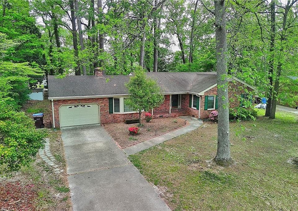 1st image of 2857 Meadow Wood Dr E