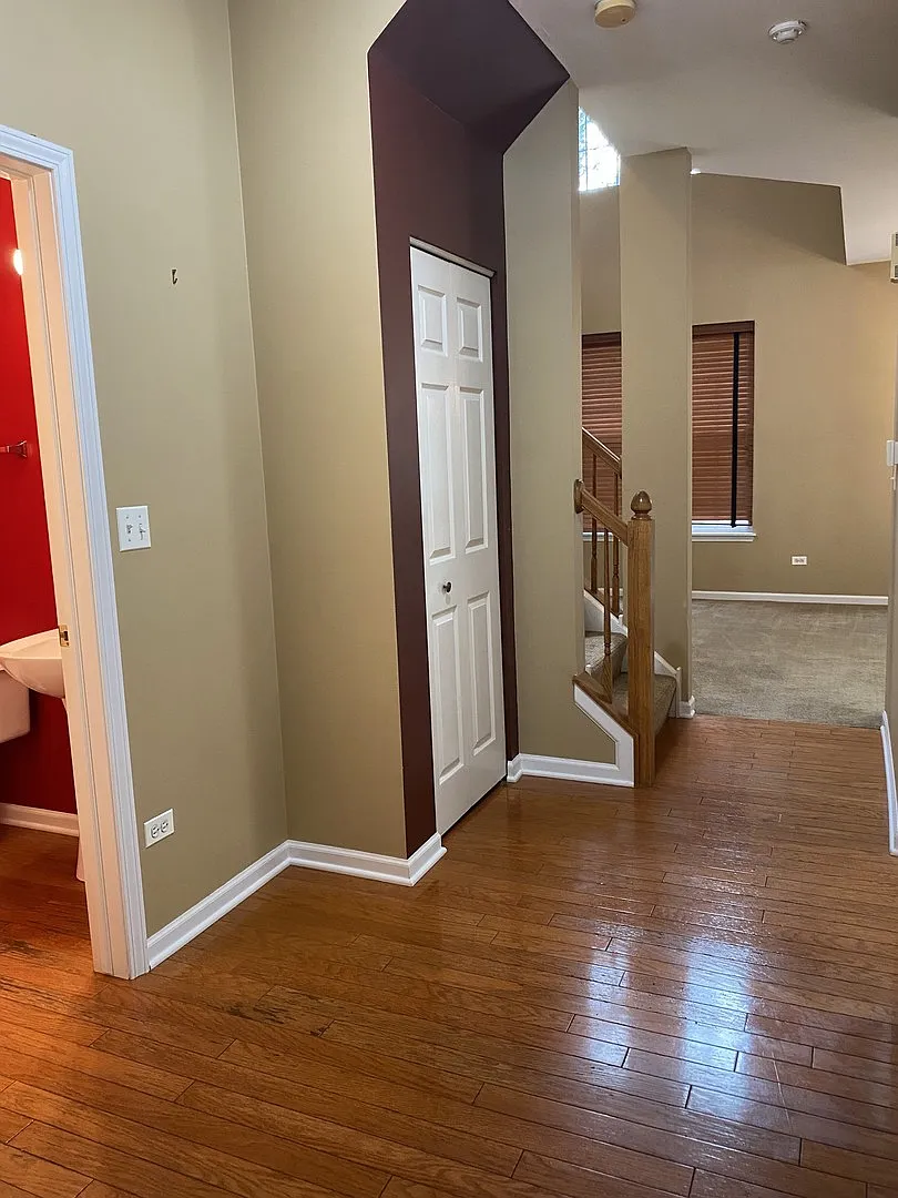 3 bed, 2.5 bath, 1396 sqft, $2,700 — Photo 4