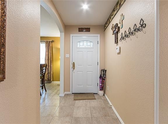 4th image of 174 Jim Miller Dr