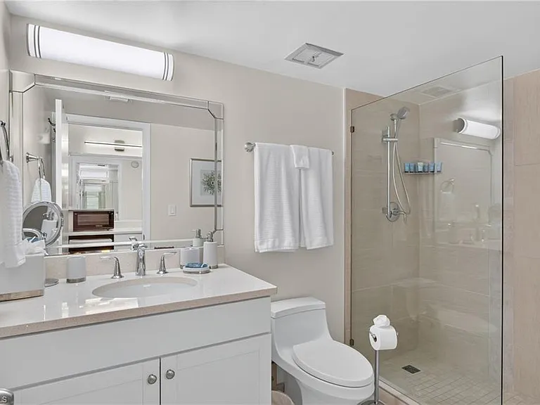 4451 Gulf Shore Blvd N #1604 — Photo 40