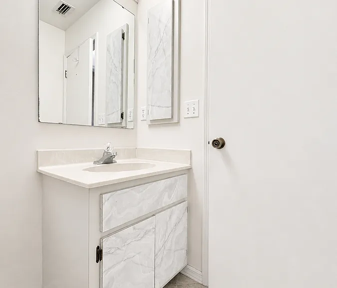 320 SW 3rd Pl #2 — Photo 27