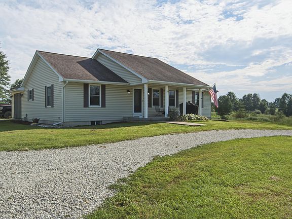 2nd image of 1790 County Road 1815