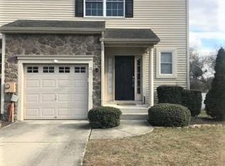 11 Camino Ct, Sicklerville, NJ 08081