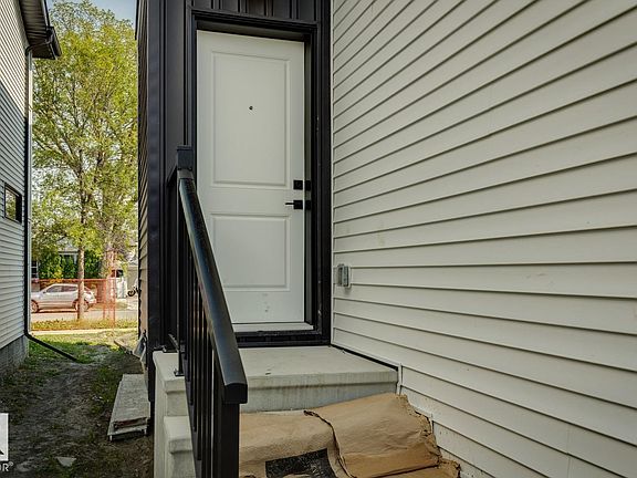 4th image of 11336 130th St NW