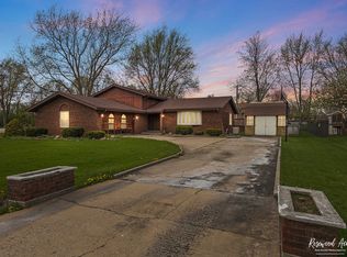 643 Country Ln, Beecher, IL
