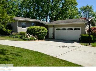 13909 Upton Rd, BATH, MI 48808