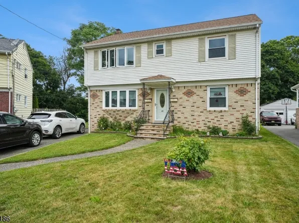 15 Wright Ct Floor 2, Bloomfield, NJ 07003