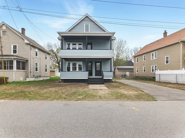 85 Charles St, Chicopee, MA 01020