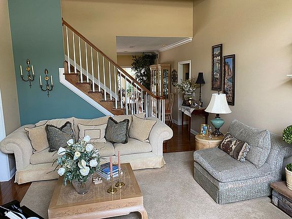 4th image of 4118 Overbrook Dr