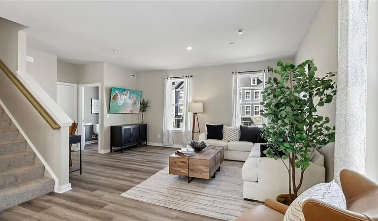 765 Olivia St — Photo 33