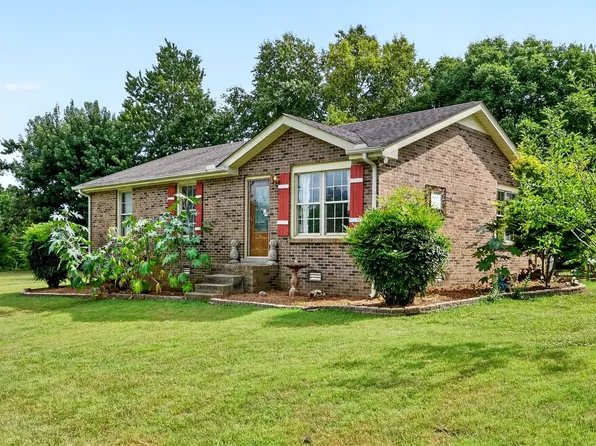 2903 Felts Ln, Springfield, TN 37172