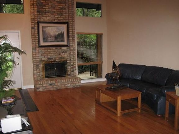 4th image of 4700 Chapel Springs Ct