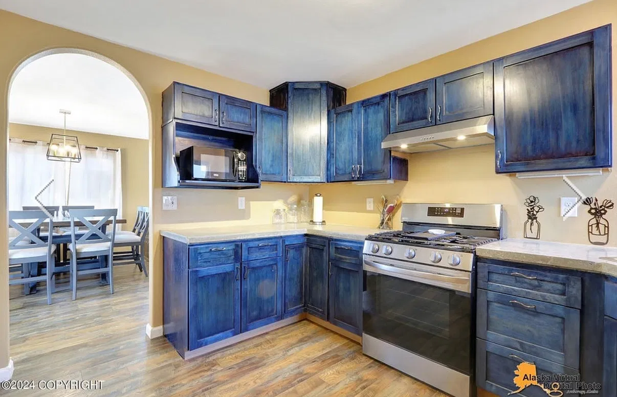 Montague Bay Cir, Anchorage — Photo 2