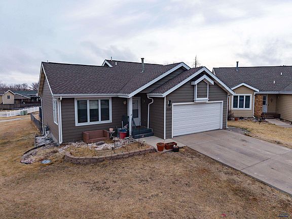 2nd image of 4226 Range View Ct