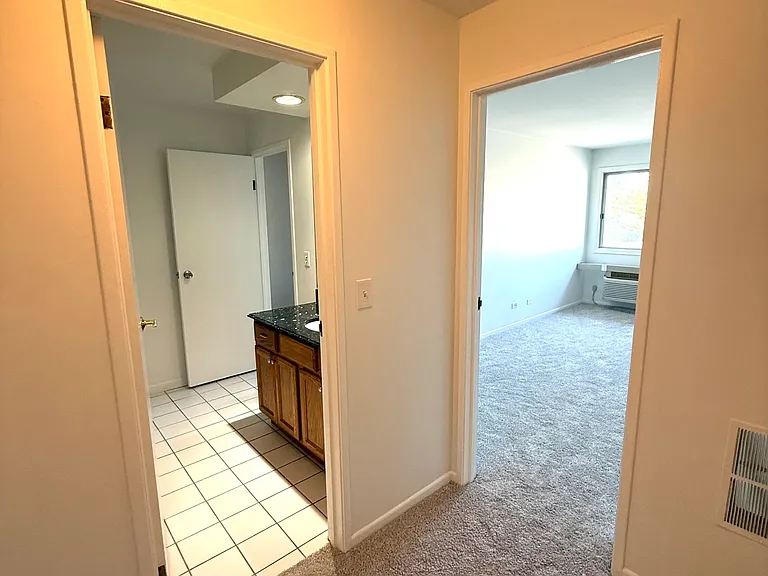 840 N Lakeside Dr #3B — Photo 8
