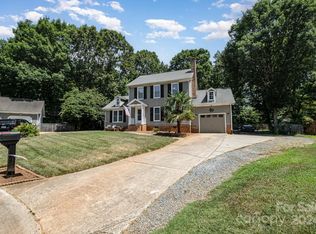 2732 Kilmarnock Ct, Matthews, NC 28105