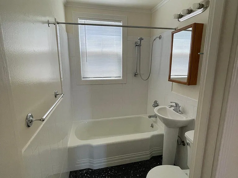 640 Funston Ave — Photo 12