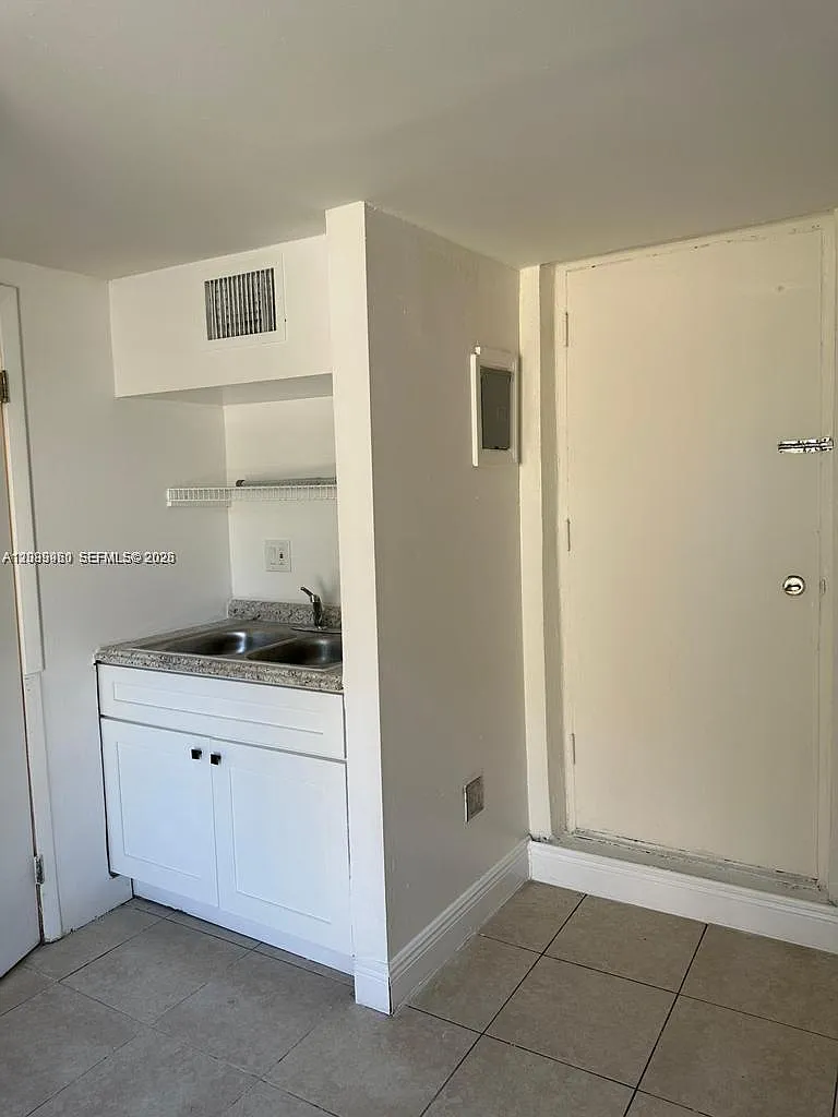 Playland Estates Sec 3 — Photo 1