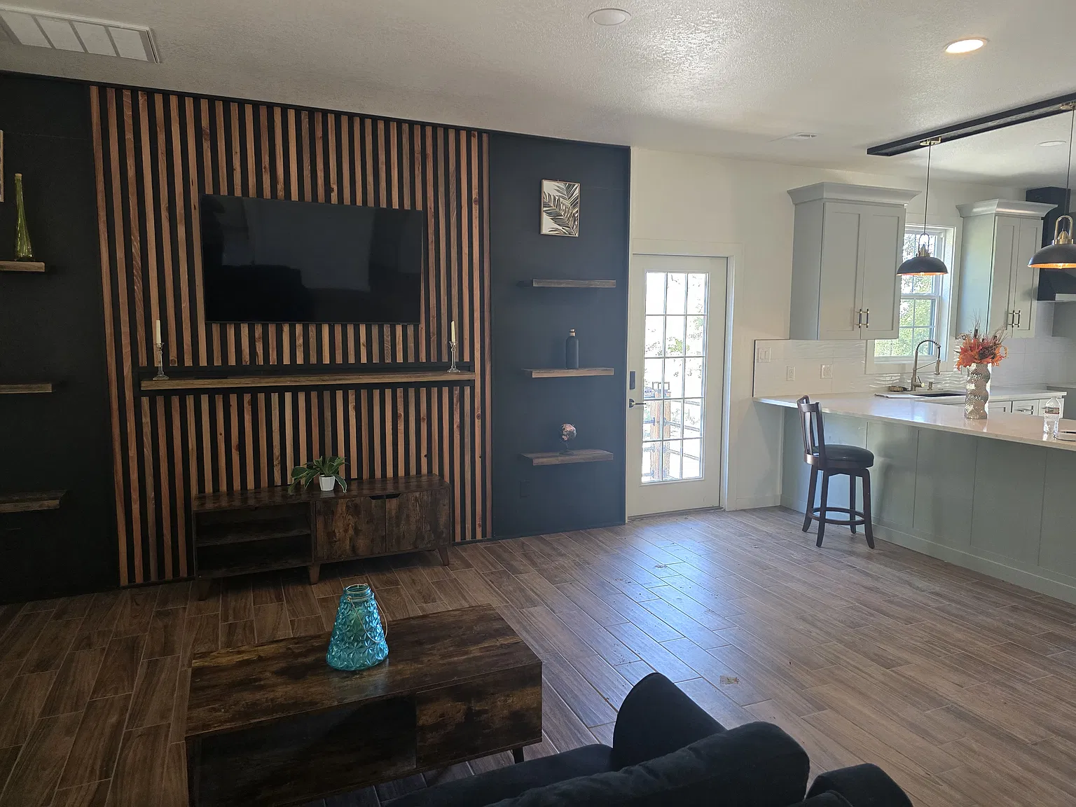 3 bed, 1499 sqft, $1,600 — Photo 2