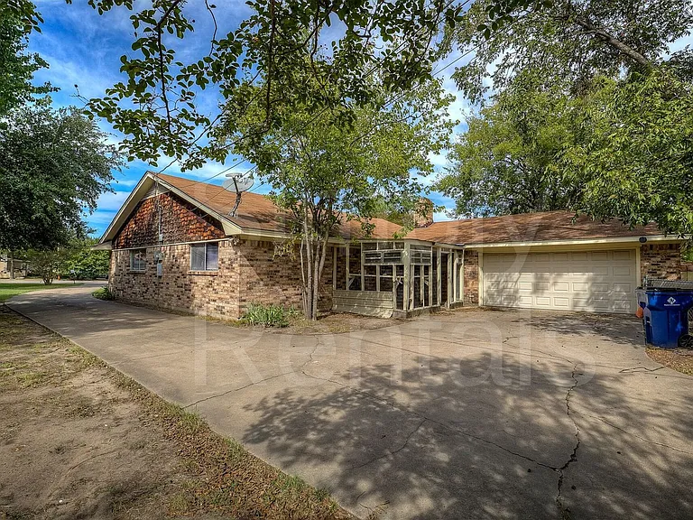 6426 Chapman Dr — Photo 41