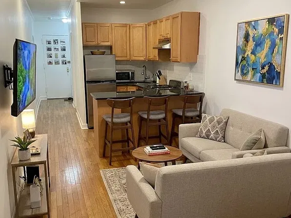 45 W 55th St #4H, New York, NY 10019